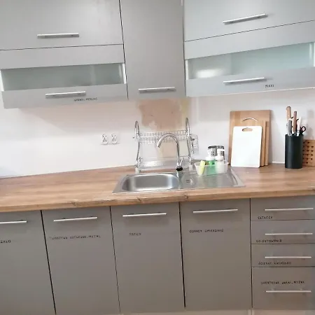 Tulip - Jednoosobowy Nr 3 Ze Wspolna Lazienka I Kuchnia Apartamento *