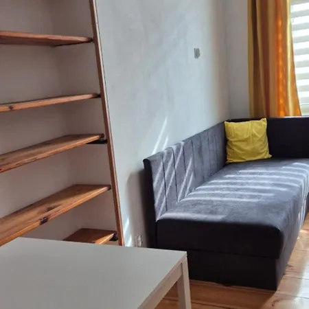 Tulip - Jednoosobowy Nr 3 Ze Wspolna Lazienka I Kuchnia Apartamento Estetino