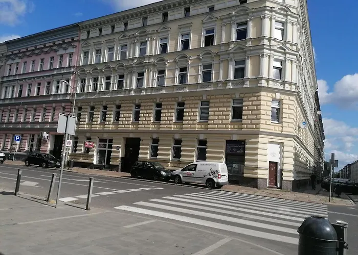 Tulip - Jednoosobowy Nr 3 Ze Wspolna Lazienka I Kuchnia * Stettin