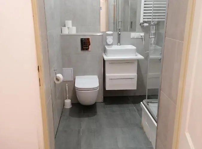 Tulip - Jednoosobowy Nr 3 Ze Wspolna Lazienka I Kuchnia *